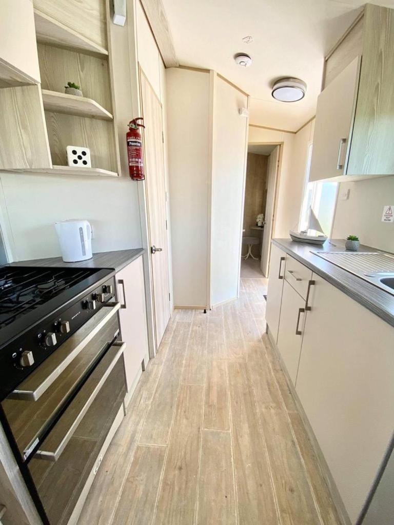 Вілла 6 Berth Executive Style Caravan At Seawick Holiday Park, St Osyth, Clacton, Essex Saint Osyth Екстер'єр фото